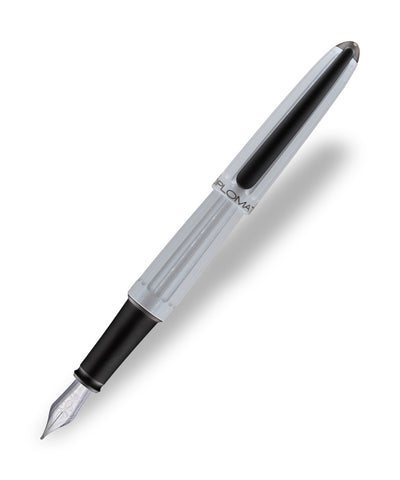 Diplomat Aero Fountain Pen - Pearl White