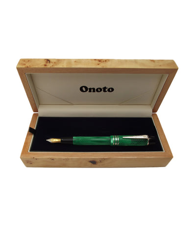 Onoto Magna Classic Fountain Pen - Green Pearl (Chased)